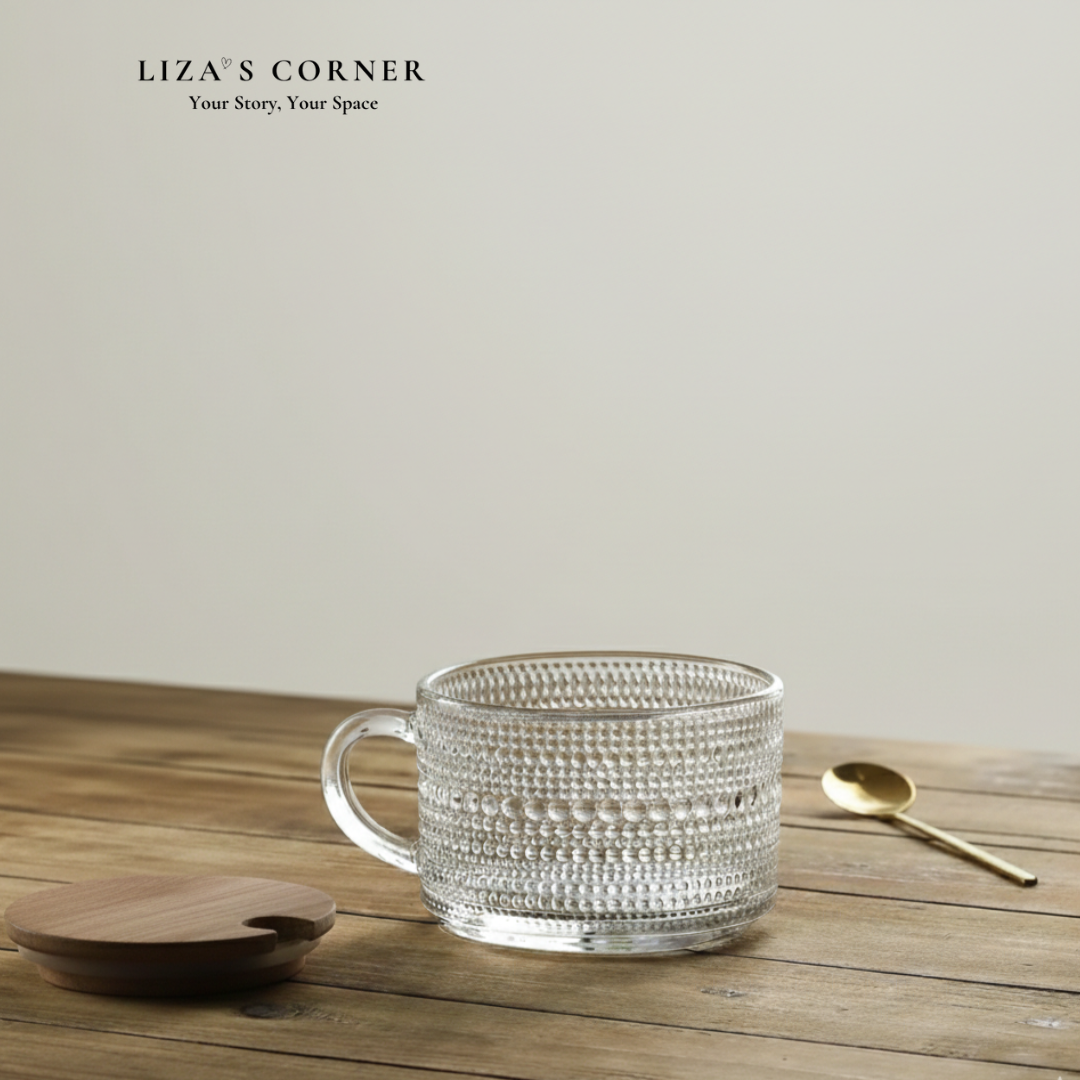 Set Of 4 Mugs with Lids and Spoons