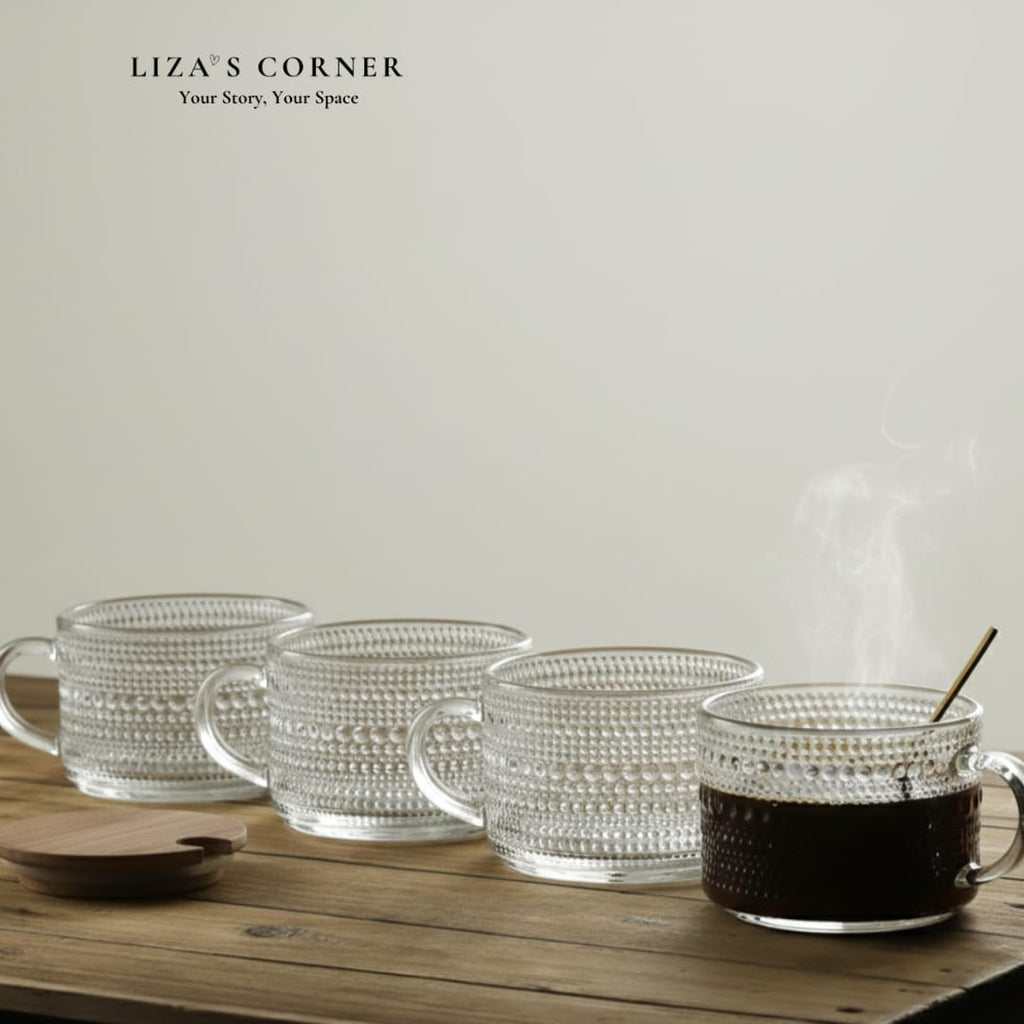 Set Of 4 Mugs with Lids and Spoons
